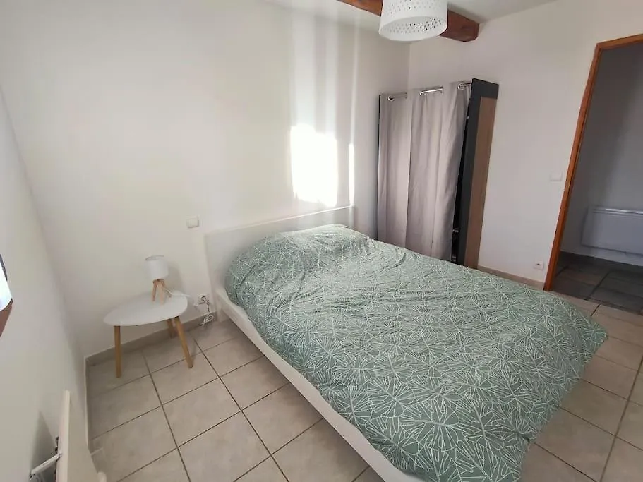 Appartement T3 Au Pied Des Pyrenees à Pointis-de-Riviere France